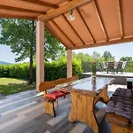 ヴィラ St Nikola With Jacuzzi And Private Swimming Pool