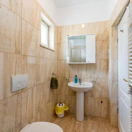 St Nikola With Jacuzzi And Private Swimming Pool Villa *