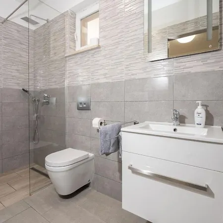 St Nikola With Jacuzzi And Private Swimming Pool * Ruzici (Sveta Nedelja)